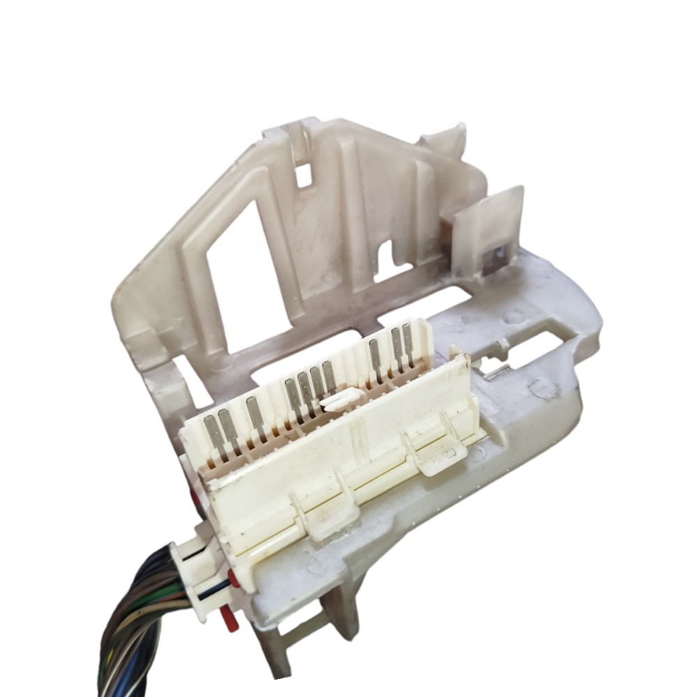 Chicote Painel Caixa Fusíveis Gm Astra Zafira 1999 2000 2011 7