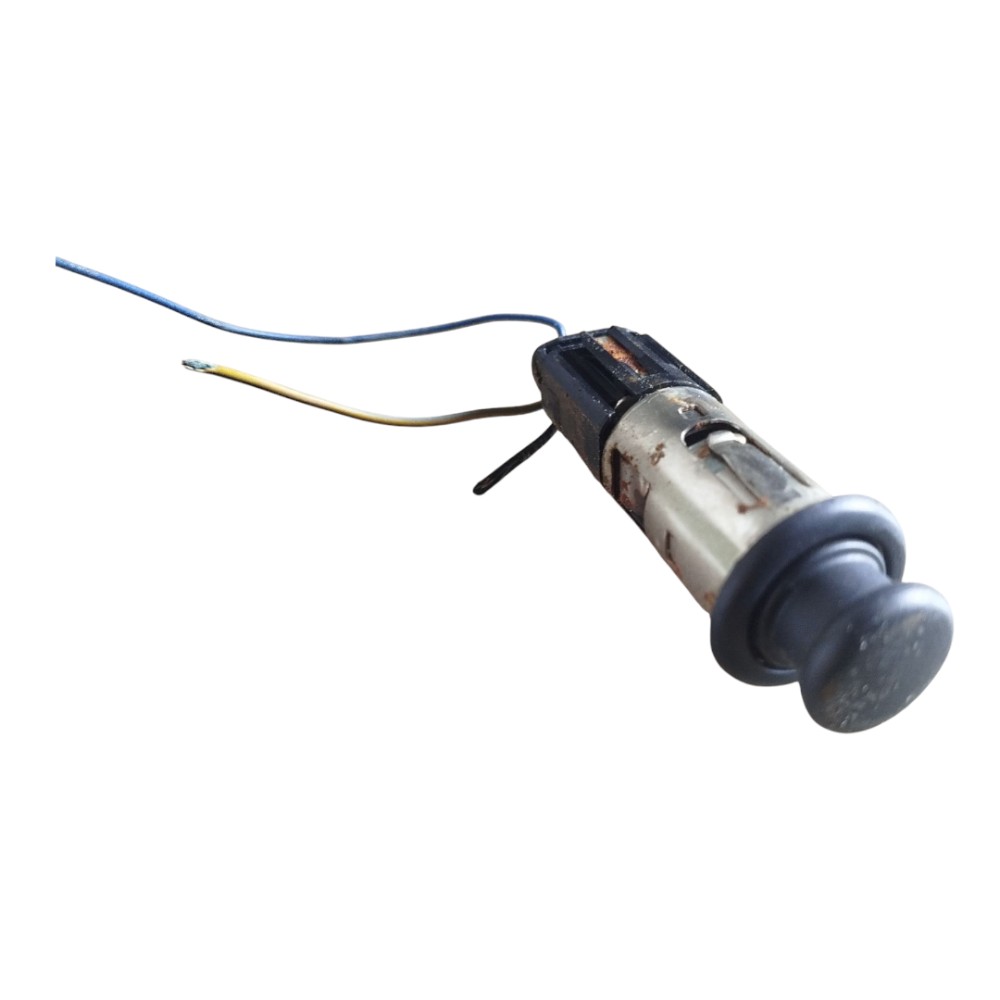 Acendedor Tomada 12v Renault Clio 2006 2007 2008 2009 2011