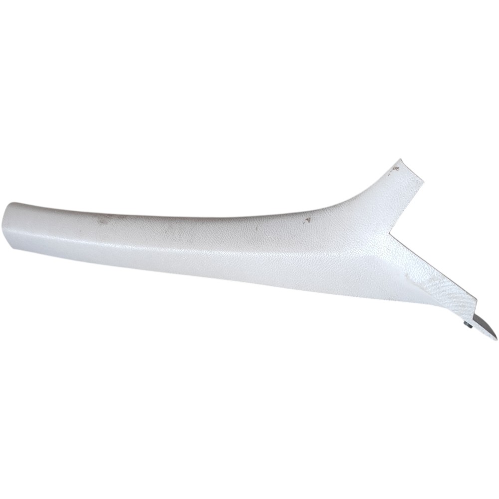Moldura Coluna Direita Passageiro Peugeot 208 2008 A 2016