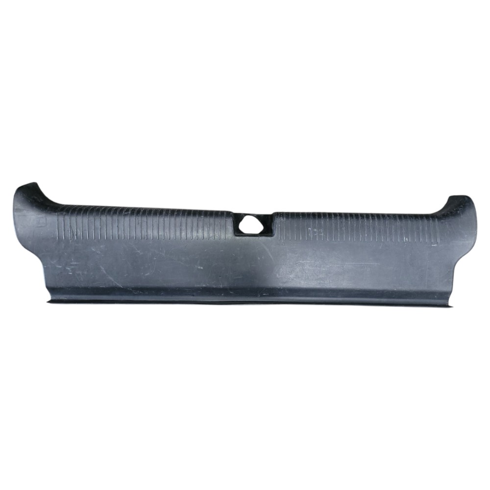 Soleira Porta Malas Gm Astra 1999 2000 2001 2002 2003 2011