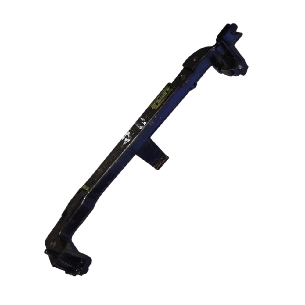 Suporte Puxador Porta Dianteira Esquerda Vw Passat 1998 2005 Preto