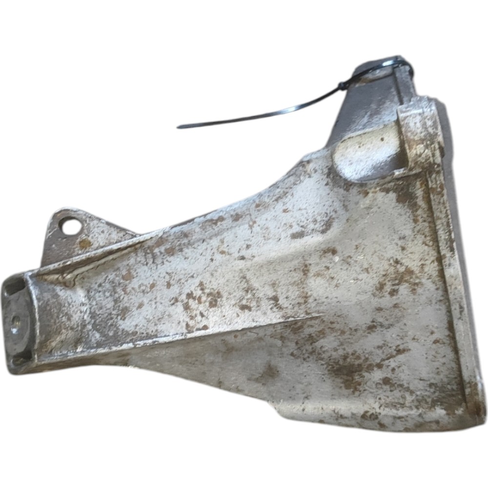 Suporte Motor Direito Audi A4 Passat 1996 2000 2004 2005 7