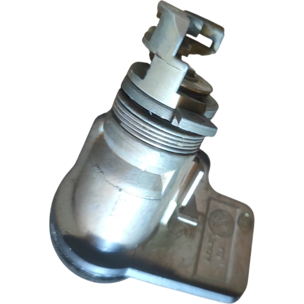 Trava Fechadura Porta Traseira Vw Passat Alemão 1996 2005