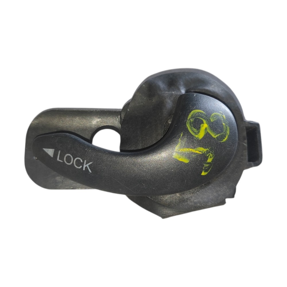 Dobradiça Interna Porta Dianteira Direita Ford Focus 02/08
