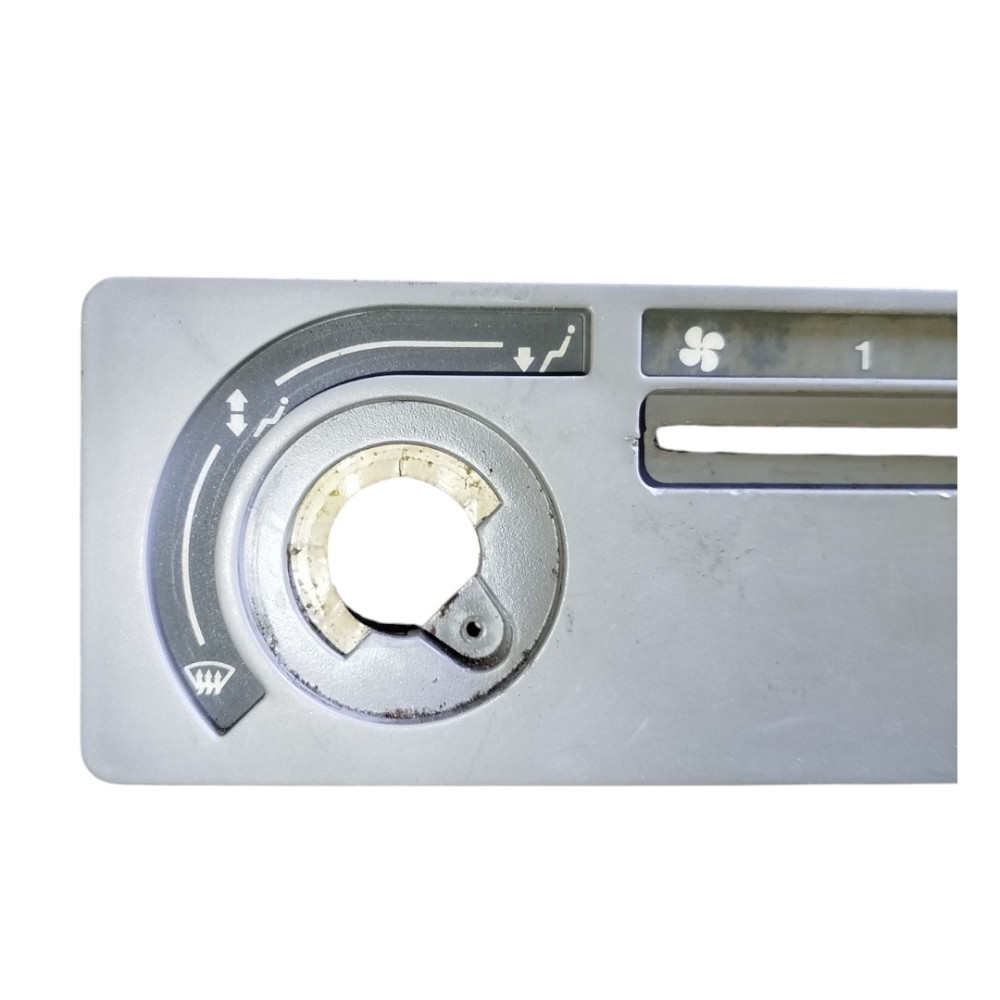 Moldura Comando Ar Condicionado Fist Uno Mille Fiorino 95/13 5