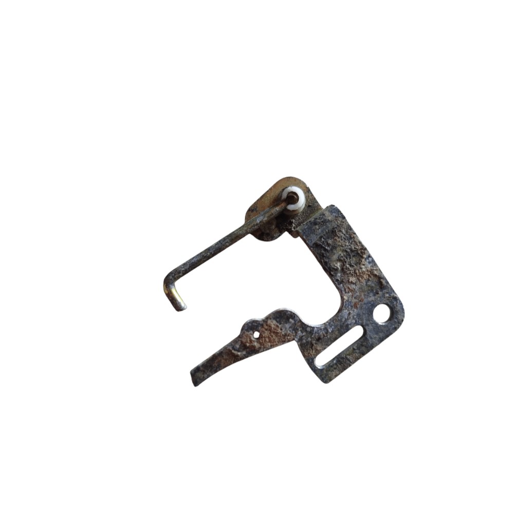 Suporte De Ferro Pequeno Direito Vw Gol G3 1998 2000 2001 5