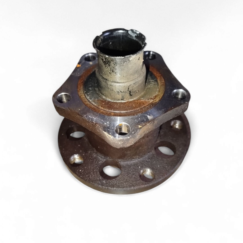 Cubo Roda Traseira Volkswagen Passat 1996 1997 1998 2002