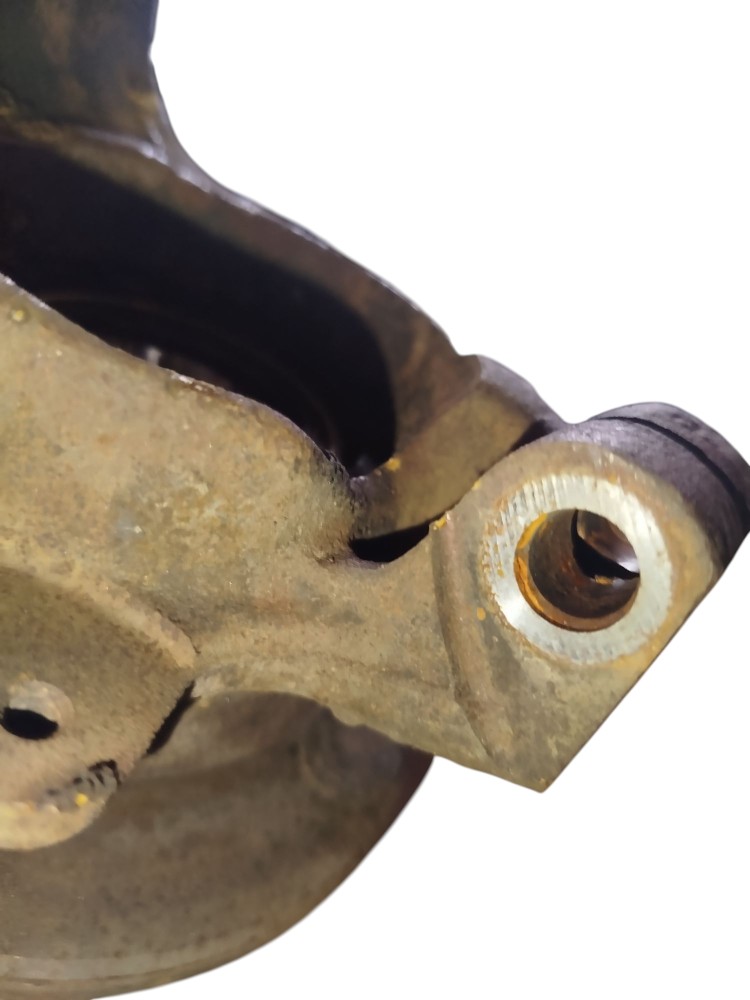 Montante Manga De Eixo Esquerdo Ford Fiesta 1998 2002 3