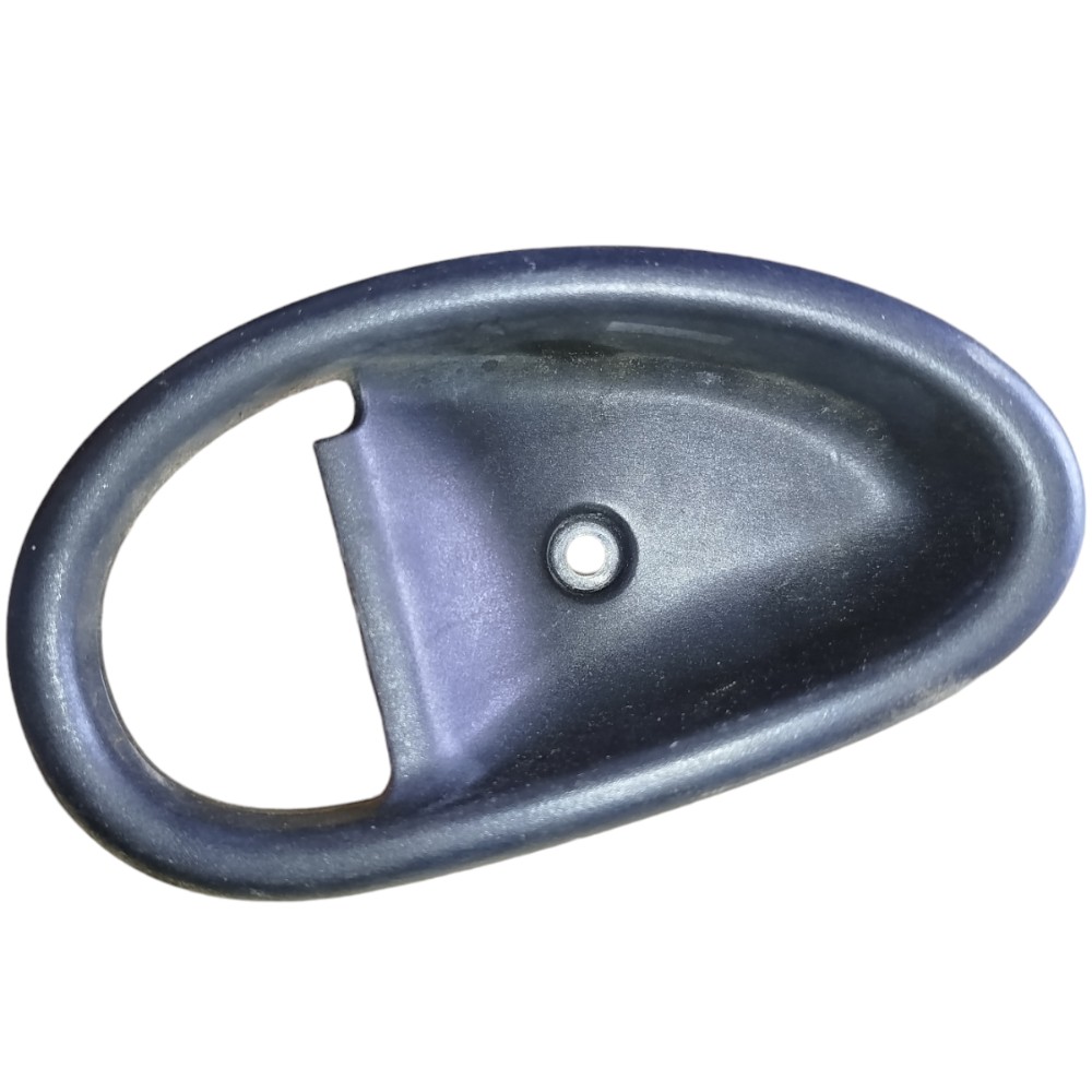 Moldura Maçaneta Interna Traseira Direita Palio 2p 1997 2002 Preto Traseira 1