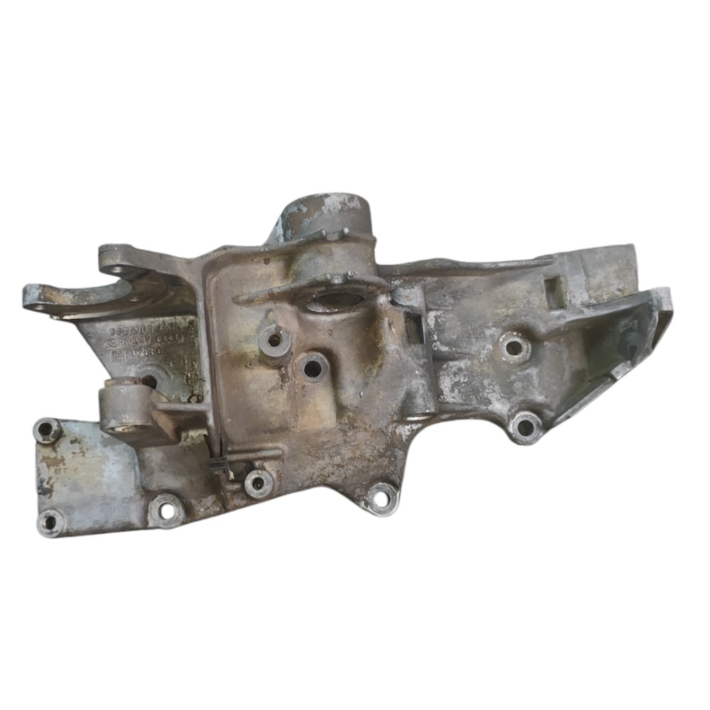 Suporte Alternador Vw Passat 1.8t 1998 1999 2000 2001 2005