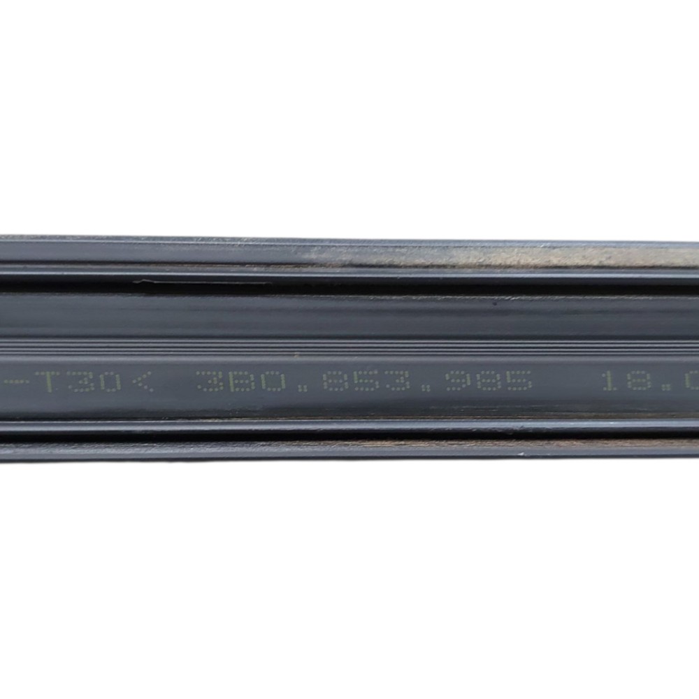Friso Aplique Lateral Esquerdo Vw Passat Alemão 1998 2005 Preto 5