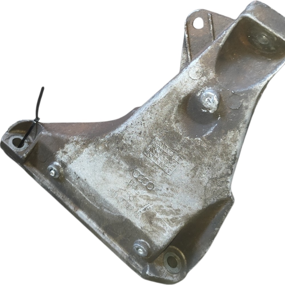 Suporte Motor Direito Audi A4 Passat 1996 2000 2004 2005 5