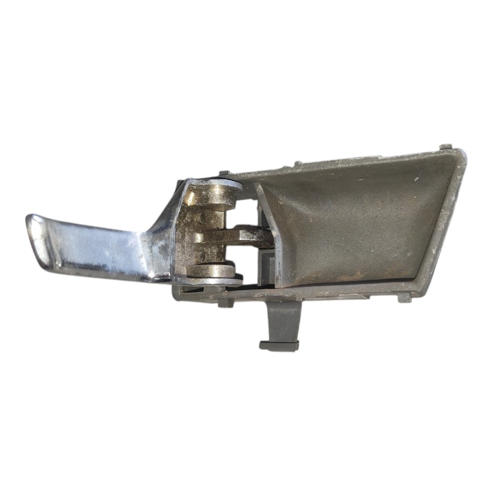 Maçaneta Interna L.e Vw Gol Parati Voyage Quadrado Santana Prata Dianteira/traseira 4