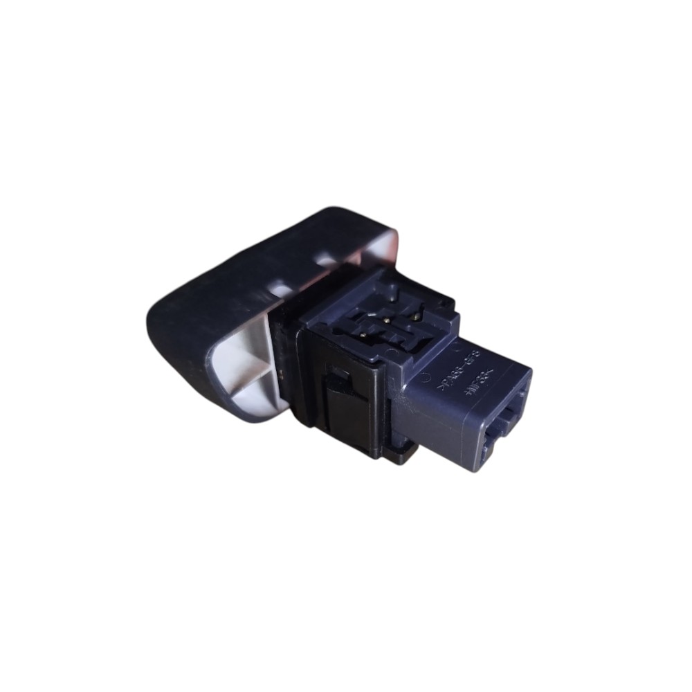 Botao Pisca Alerta Nissan March Versa 2011 2020  Preto 3