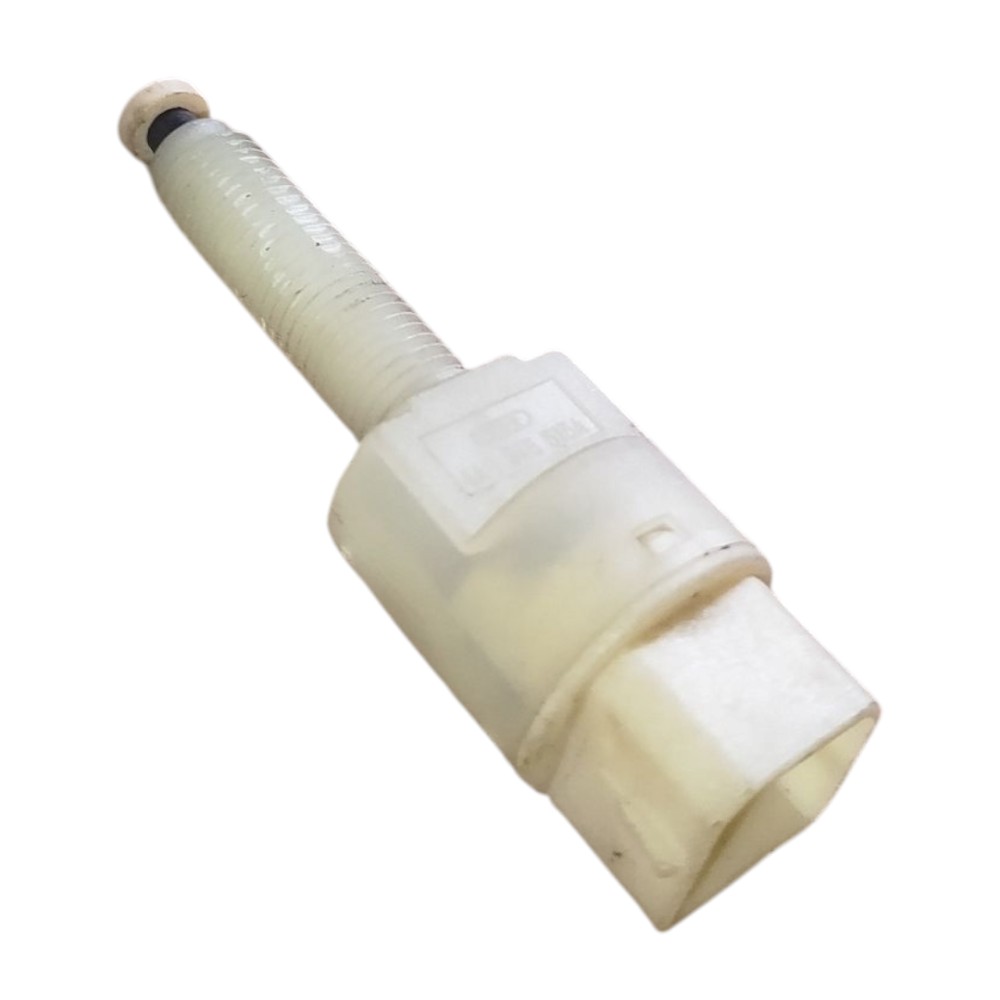 Interruptor Luz De Freio Volkswagen Passat 1996 1997 2005