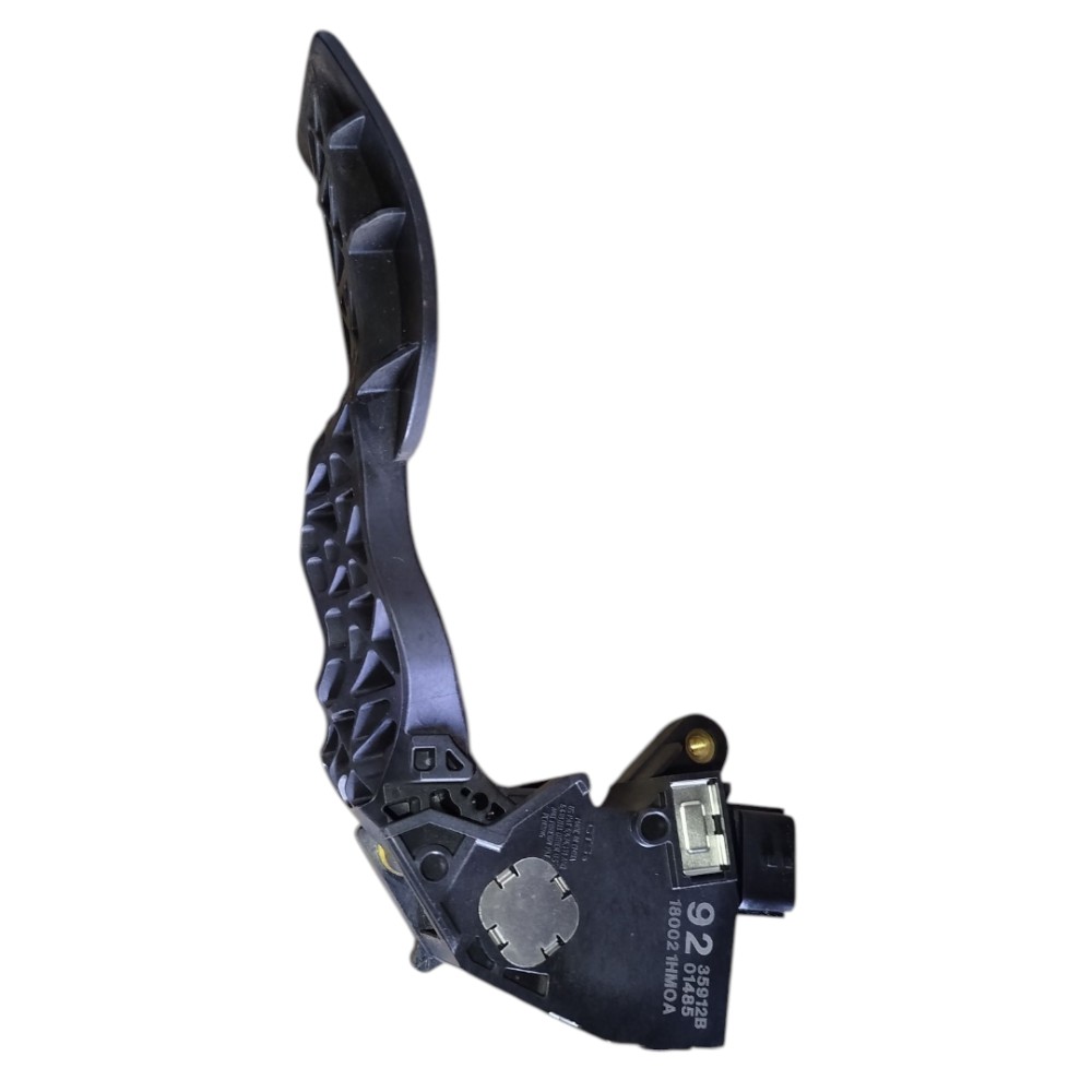 Pedal Eletronico Acelerador Nissan March Versa 2012 2019 7