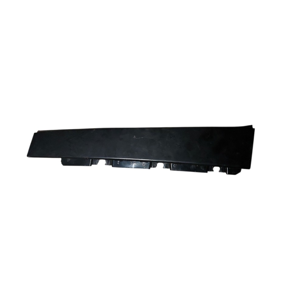 Moldura Porta Traseira Direita Peugeot 208 2008 2013 2024