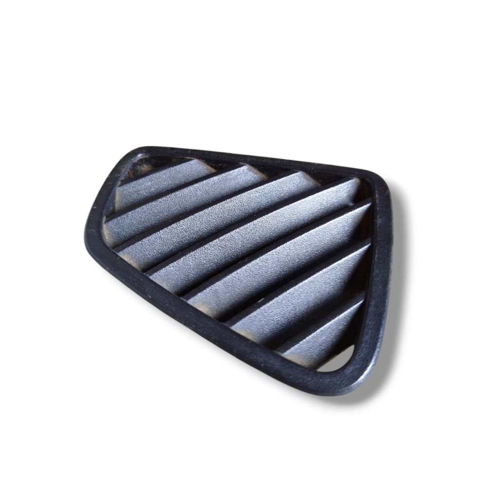 Grade Difusor Ar Superior Direito Astra 1999 2001 2003 2012