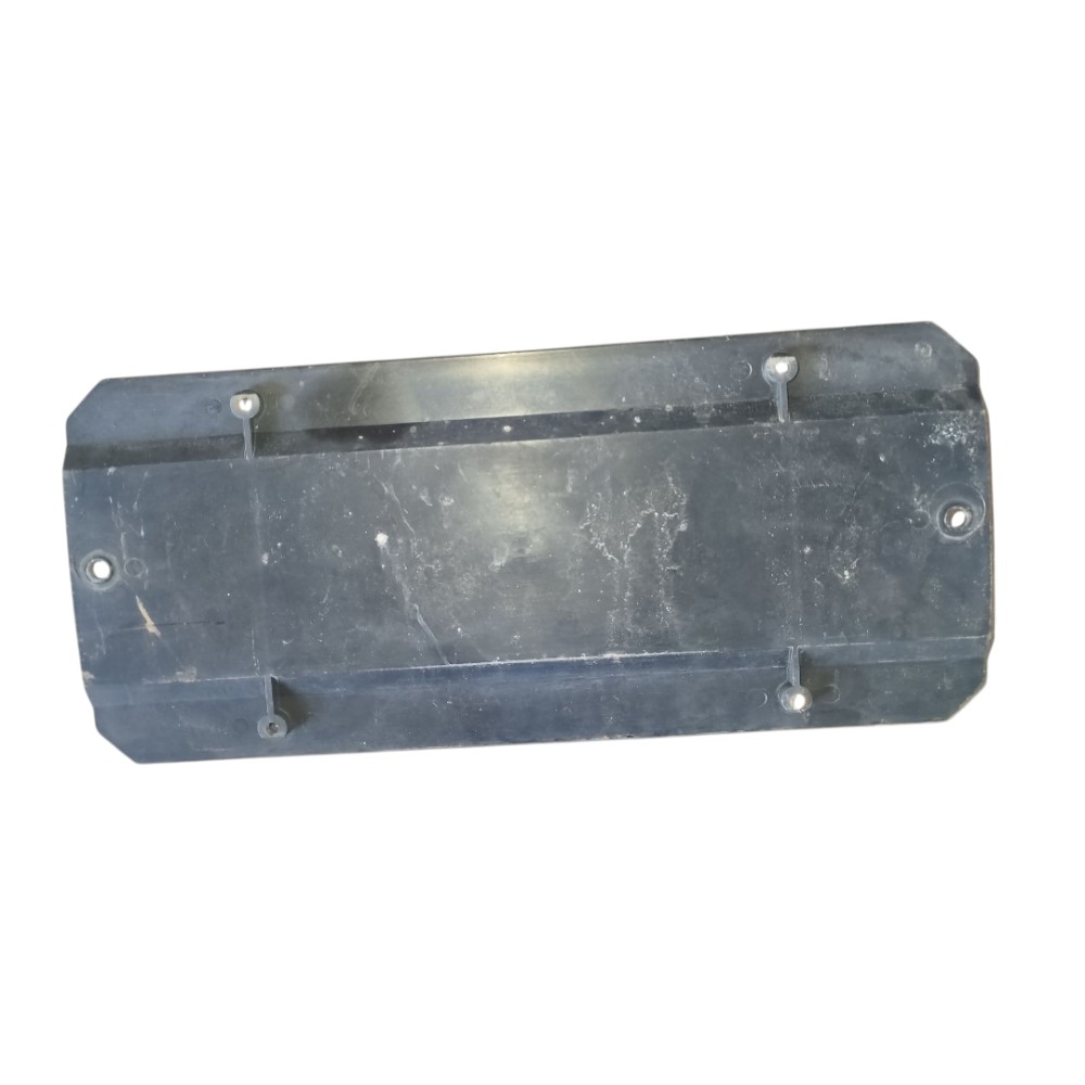 Suporte Placa Traseiro Acabamento Vw Passat 1996 1997 2005