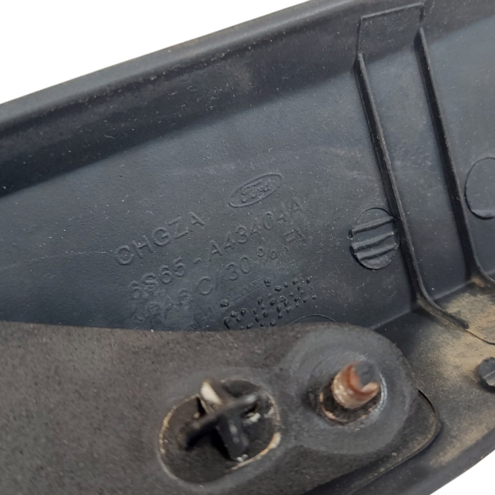 Friso Tampa Traseira Ford Fiesta Ka 2008 2009 2011 2012 2013 5