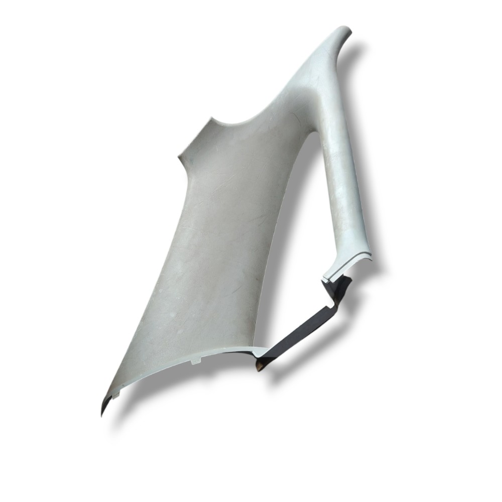 Moldura Coluna Vidro Traseiro Esquerdo Gol Saveiro 1999 2005 1