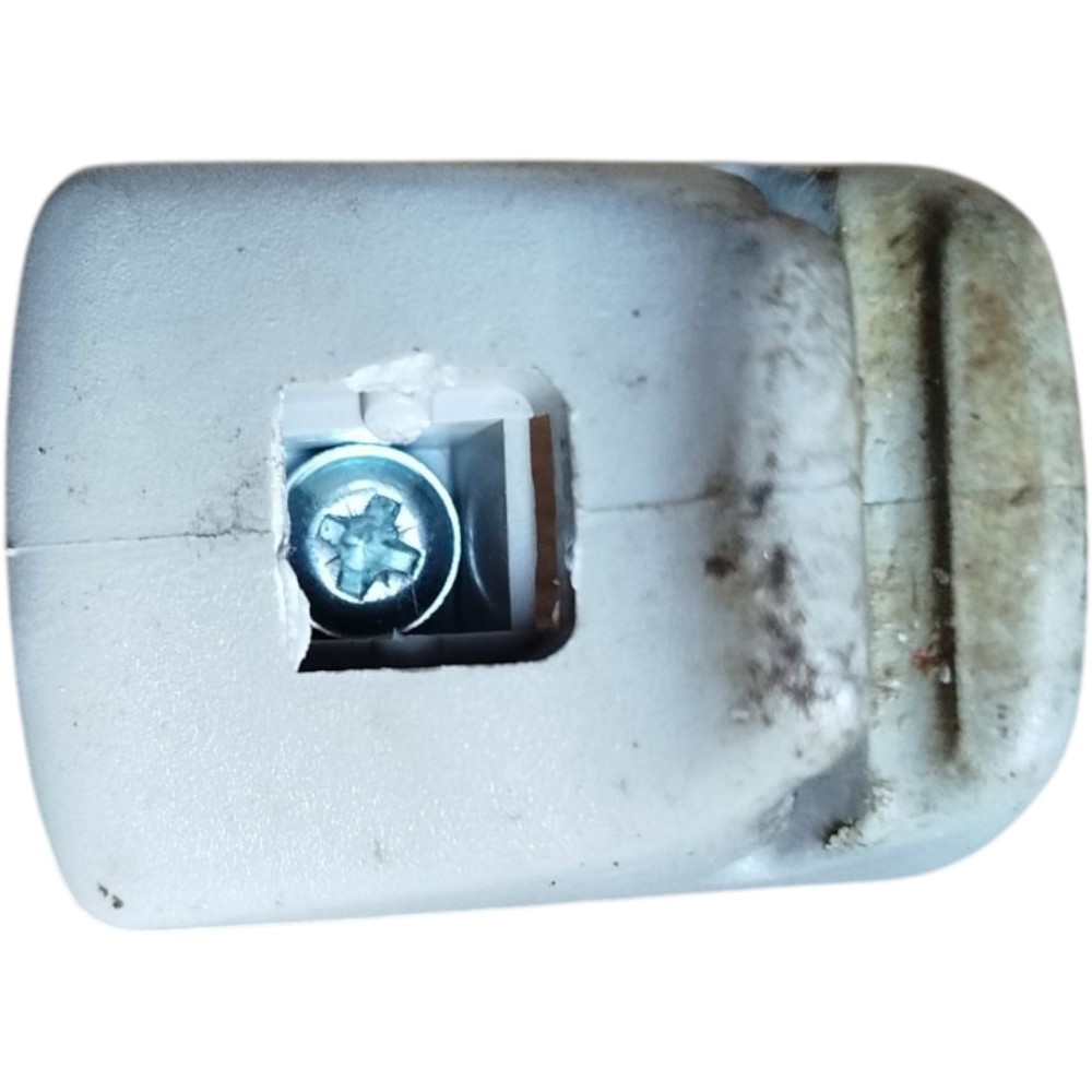 Suporte Quebra Sol Esquerdo Motorista Ford Focus 2001 A 2007