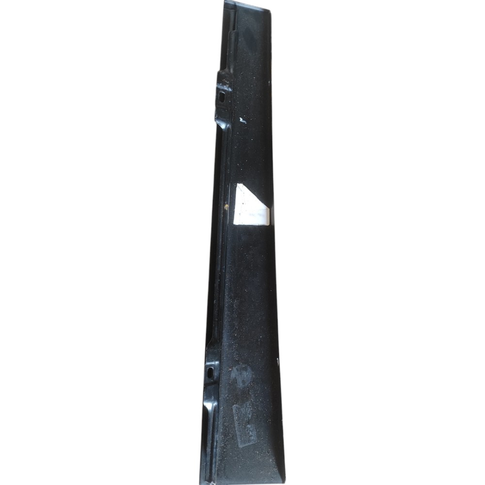 Moldura Coluna Porta Dianteira Direita Polo 2003 2008 2013 3