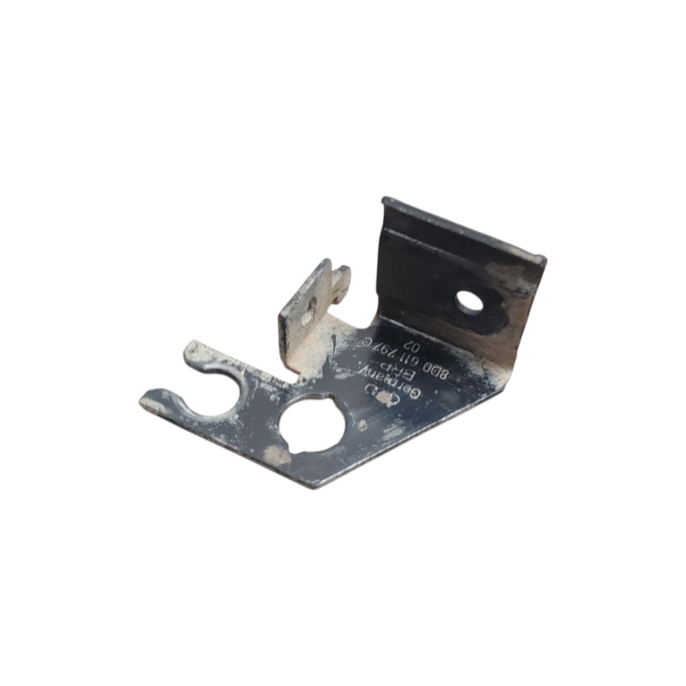 Suporte Fixação Mangueira Passt Alemão 1998 2005 8d0611797c Preto