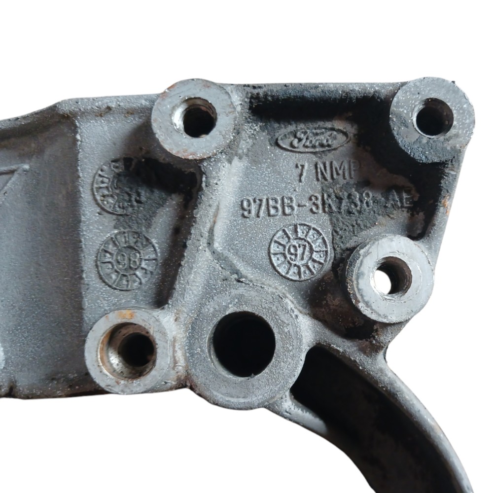 Suporte Bomba Direção Ford Focus 1.8 2001 2002 2005 2008 9