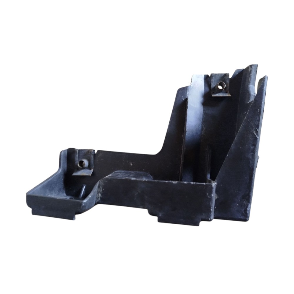 Guia Suporte Do Parachoque Esquerdo Vw Jetta 2.5 2007 A 2013