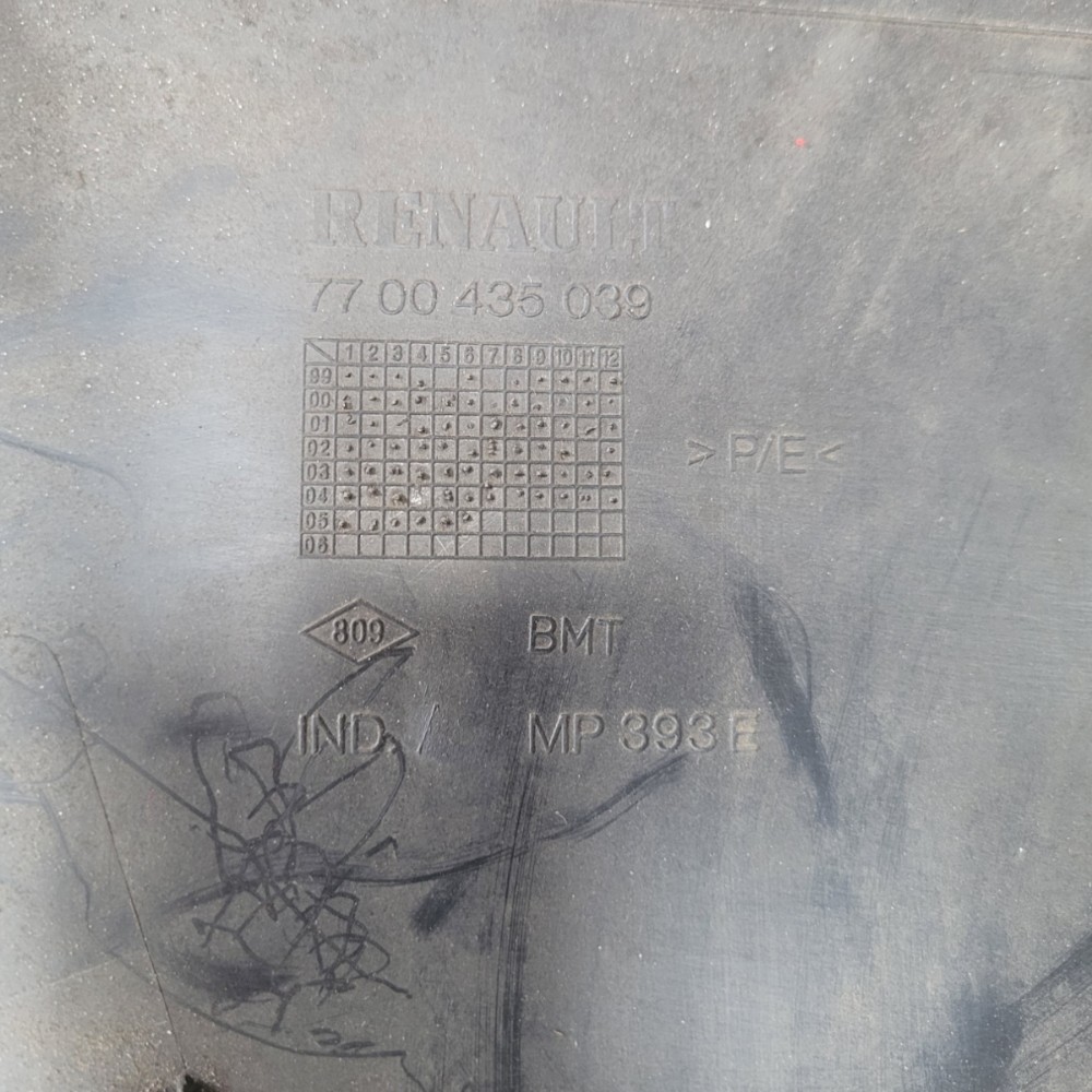 Tampa Acabamento Interno Porta Malas Clio Hatch 1999 2012 Preto 6