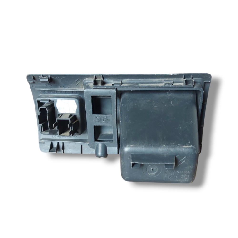 Cinzeiro Porta Treco Peugeot Partner 2008 2011 9635807077 2