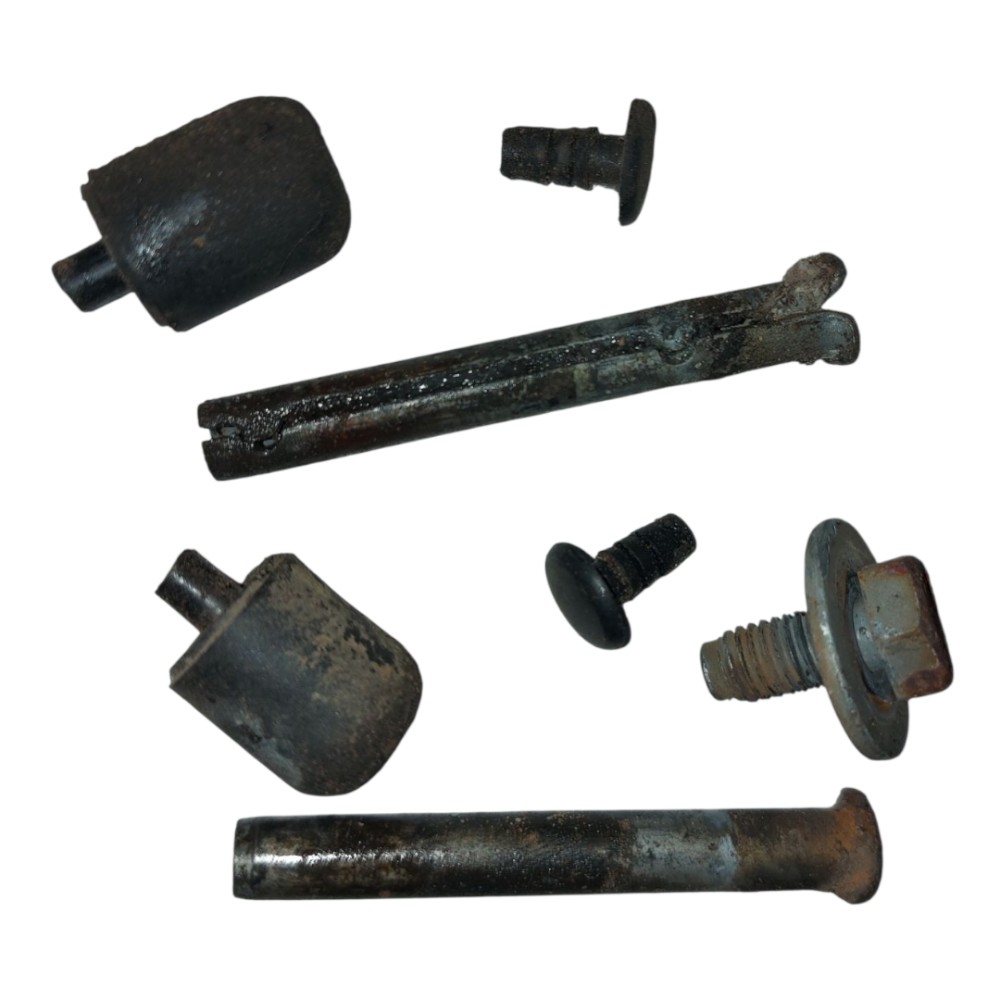 Parafusos Pino Porta Gm Corsa 2002 2004 2008 2010 2012