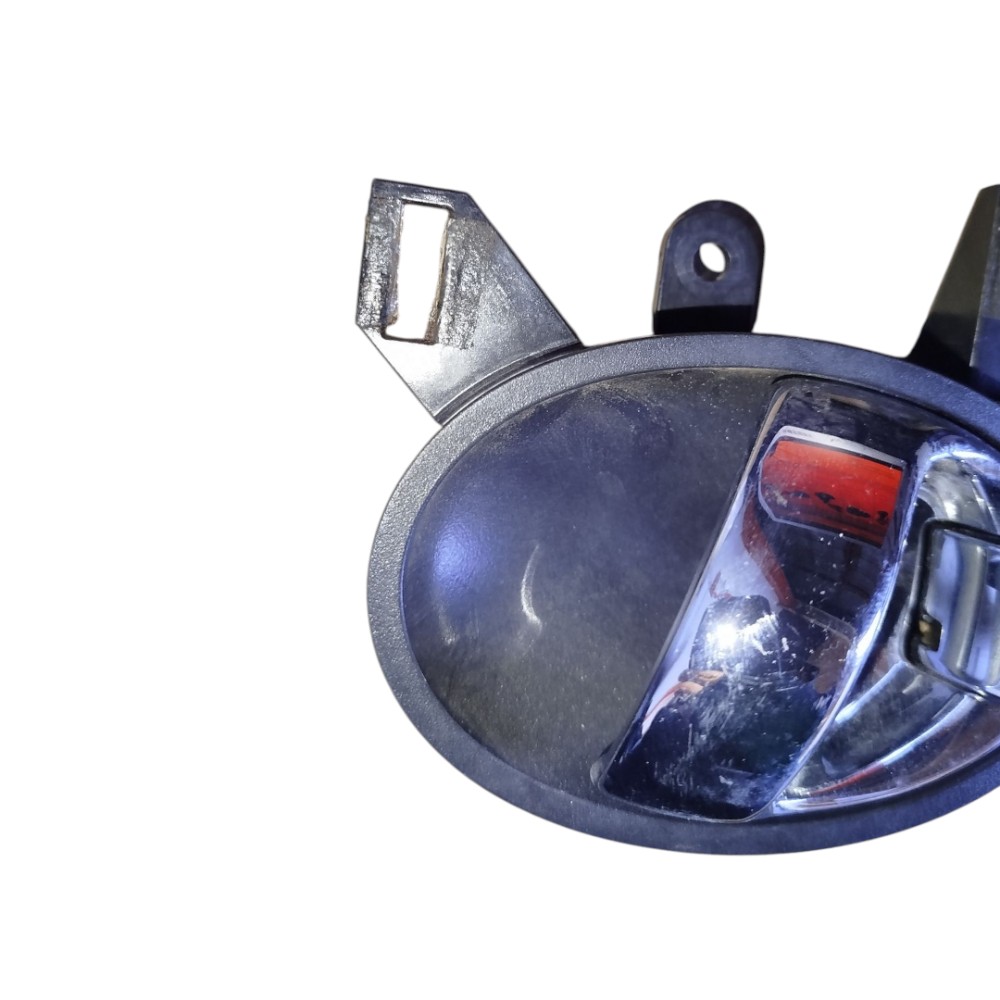 Maçaneta Interna Traseira Esquerda March 2011 2015 2020 Traseira 4