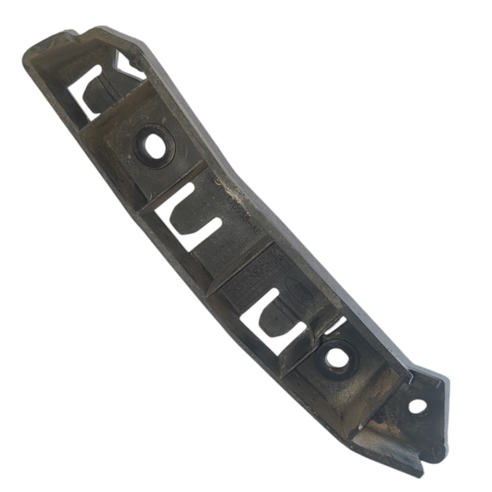 Guia Parachoque Direito Ford Focus 2014 2015 2016 2017 2019 2