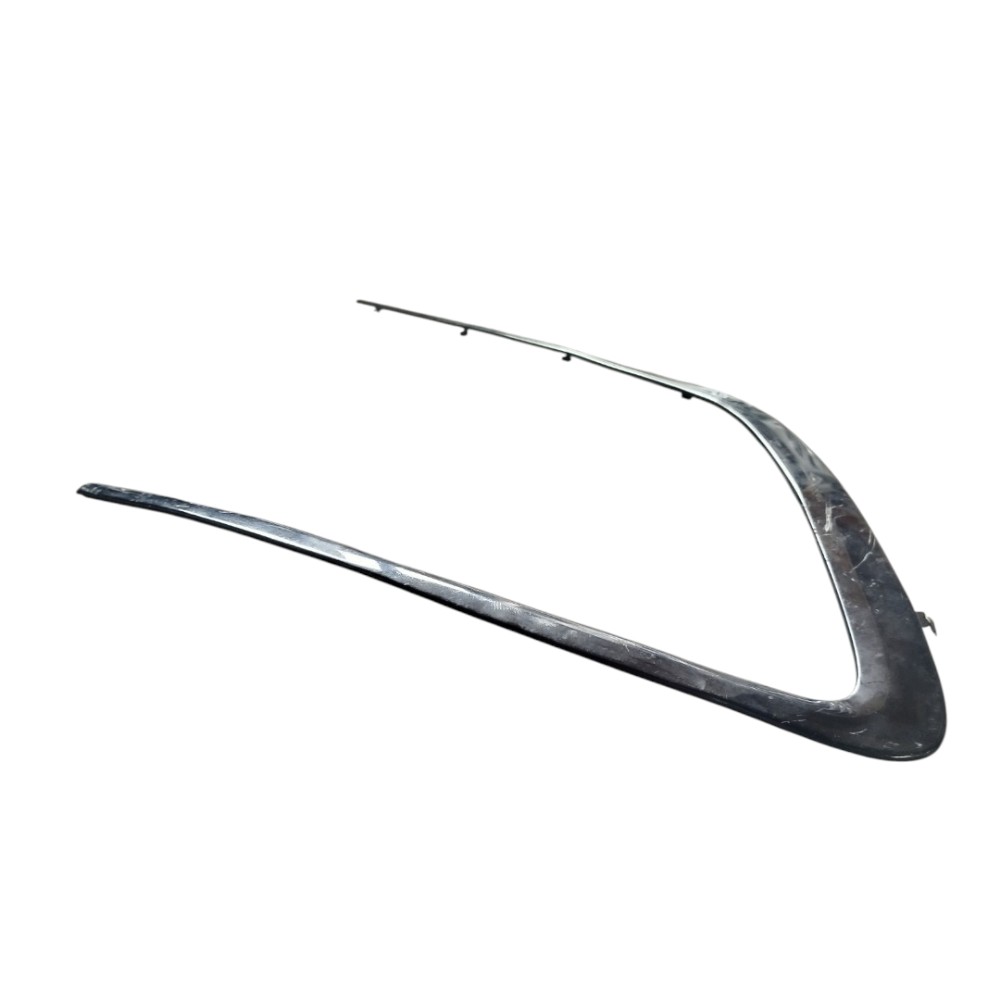 Moldura Vidro Fixo Traseiro Esquerdo Volvo Xc60 2019 A 2024