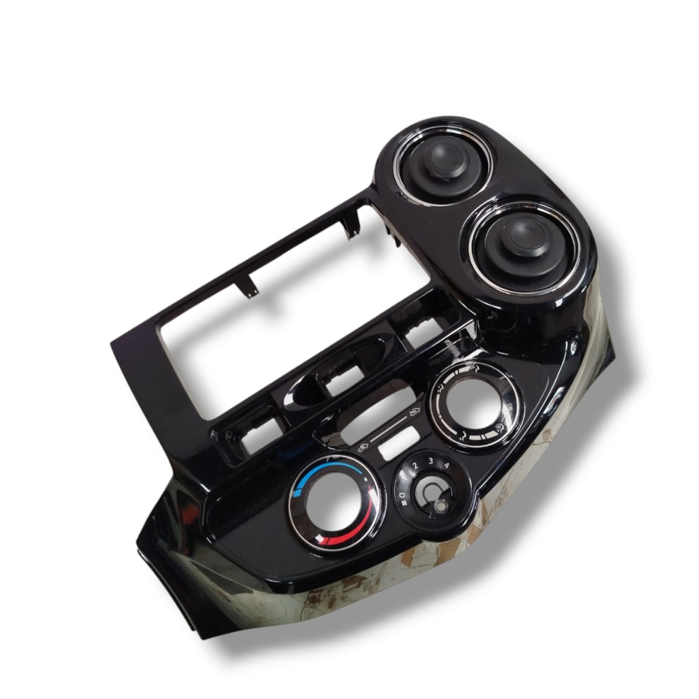 Moldura Comando Ar Condicionado Toyota Etios 2015 2016 2019