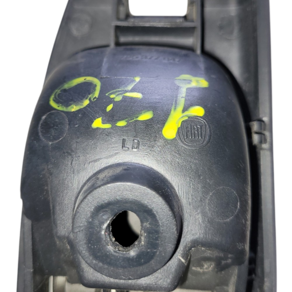 Maçaneta Interna Traseira Direita Fiat Idea 2006 2007 2012 Preto Traseira 4