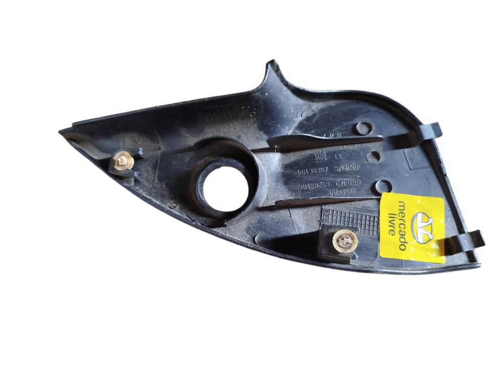 Moldura Acabamento Interno Retrovisor Esq Corsa 1994 2004 4