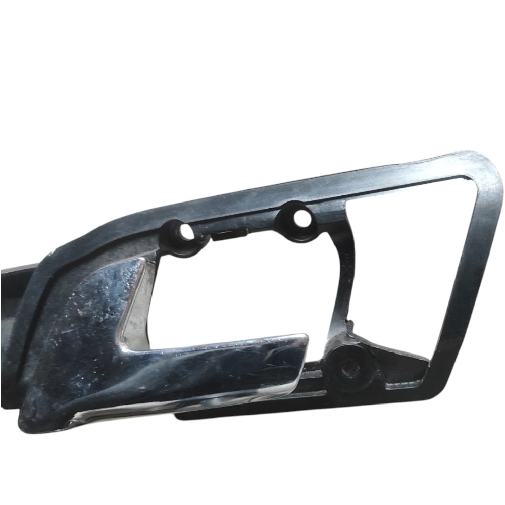 Maçaneta Interna Traseira Vw Polo 2009 2011 2013 2014 Prata Traseira