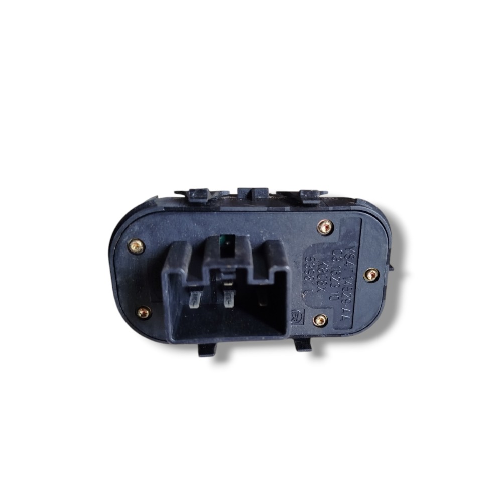 Botão Vidro Dianteiro Esquerdo Focus 2001 2005 2008 6