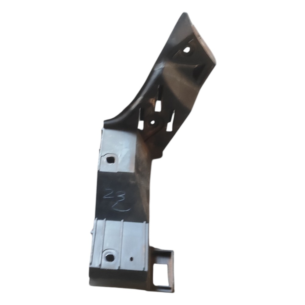 Guia Parachoque Traseiro Esquerdo Vw Polo 2003 2005 2012