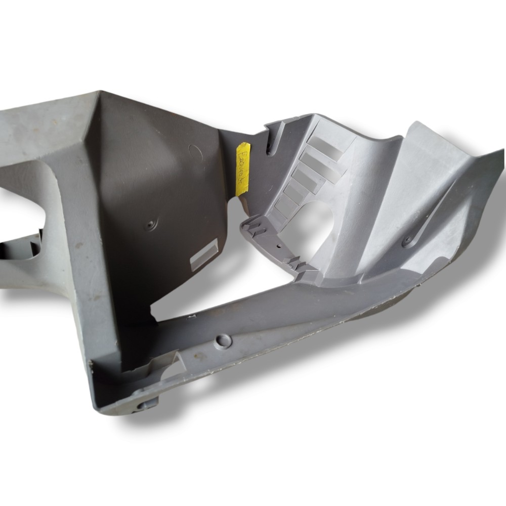 Moldura Esquerda Bagagito Focus 2001 2003 2004 2009 5