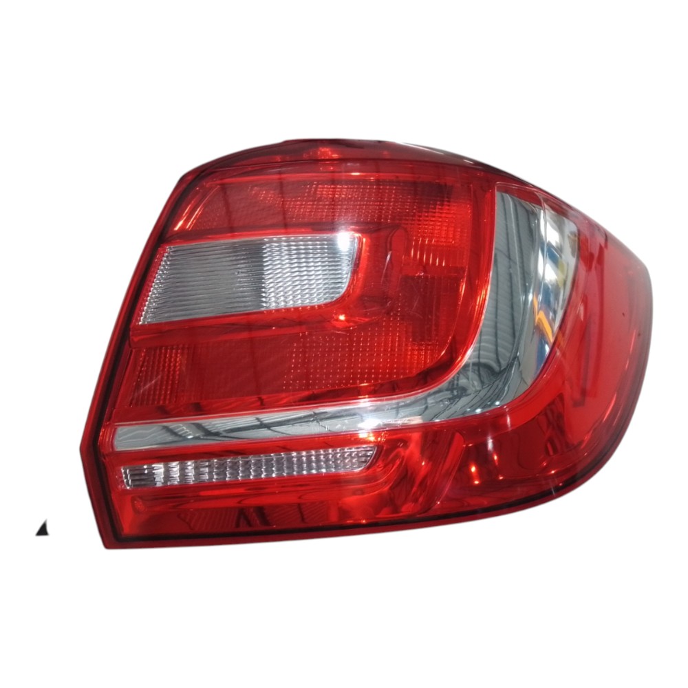 Lanterna Traseira Direita Sandero 265500152r Direito/passageiro Vermelho 3