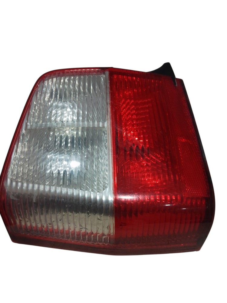 Lanterna Esquerda Fiat Uno Mille Fiorino 2008 7