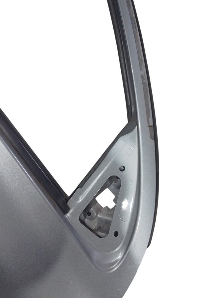 Porta Dianteira Direita Nissan Marc 2011 2012 Dianteira Direito Cinza 5