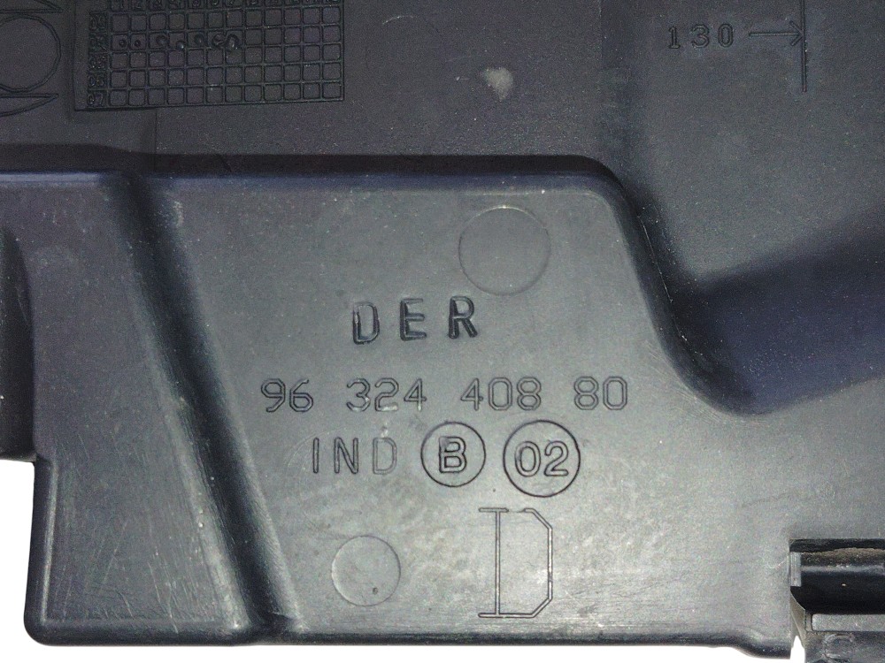 Moldura Fechadura Traseira Direita Xsara Picasso 2000/2012 7