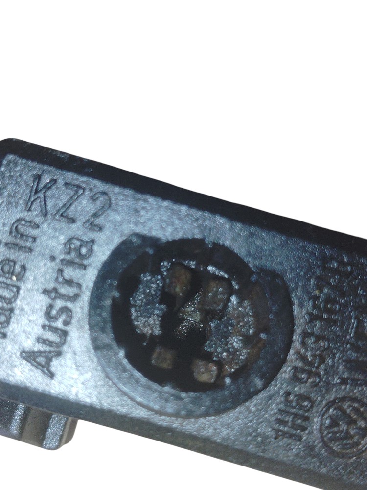 Luz De Placa Soquete Vw Golf 1995 A 2000 Et3562 4