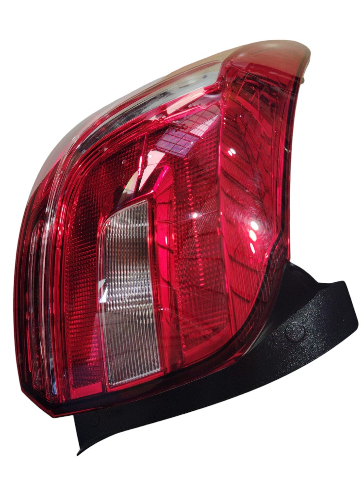 Lanterna Traseiro Lado Esquerdo Renault Sandero 2015 A 2019 Esquerdo/motorista Vermelho 2