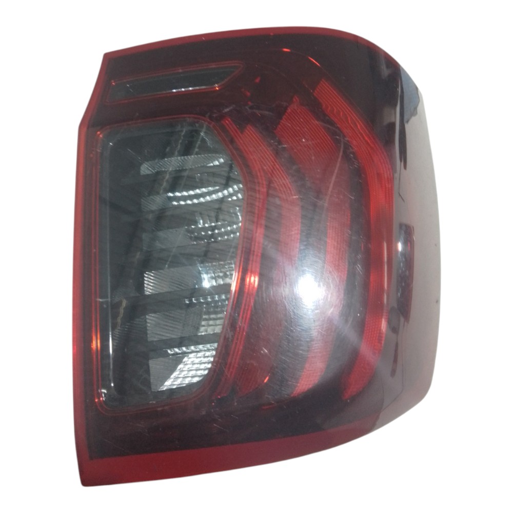 Lanterna Esquerdo Renault Oroch 2018/2023 265558355r Esquerdo/motorista Vermelho